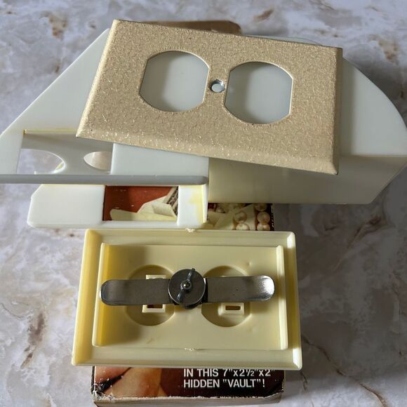 Hidden Wall Safe Outlet Diversion Safe Hidden Compartment Jewelry Stash Box Y2K - Picture 4 of 5
